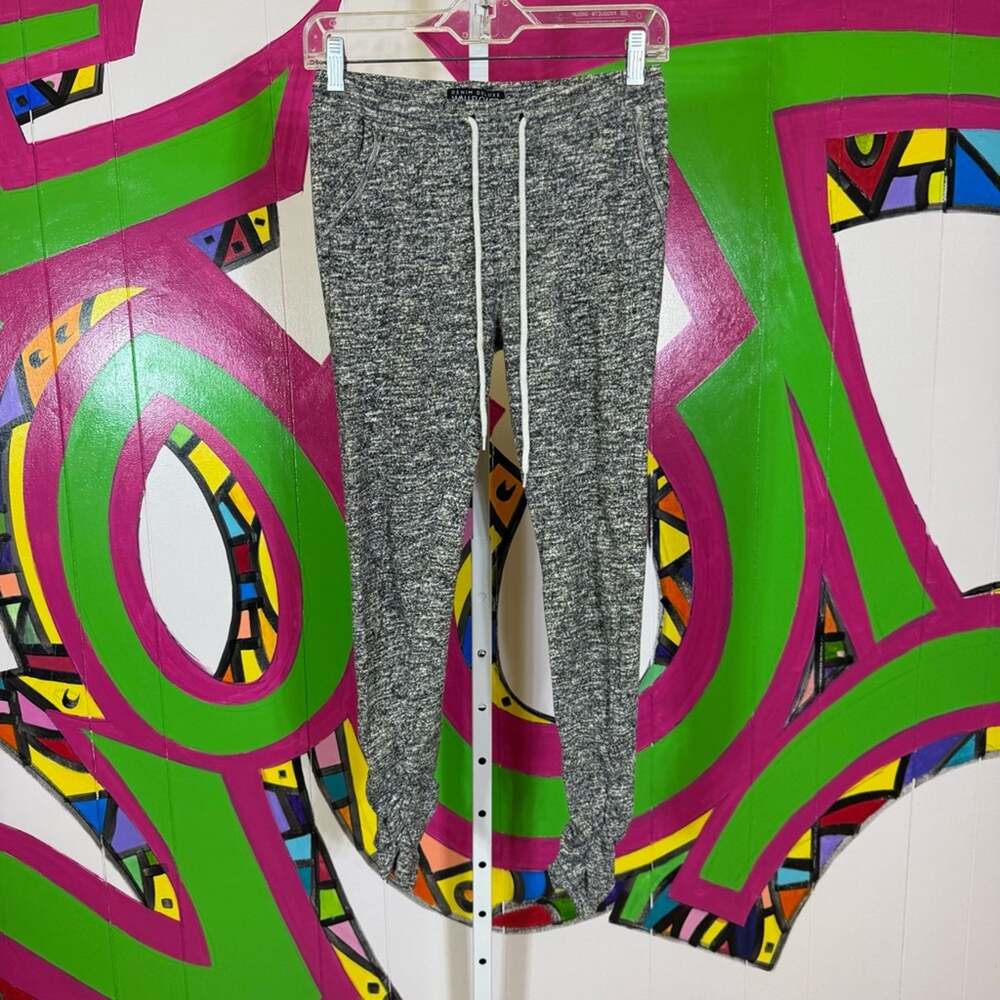 Denim Deluxe Wallflower, Cozy Gray Joggers with Drawstring. Size Medium.